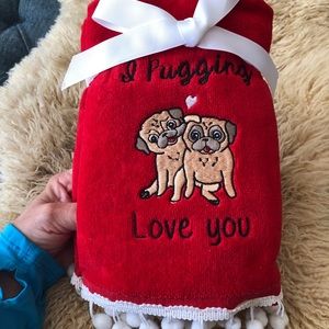 NWT 2  RED PUG HAND TOWELS I Pugging Love You cute